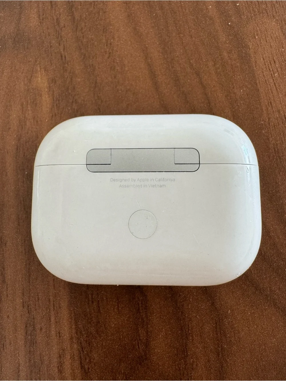 AirPod pro 2 - R earbud and case